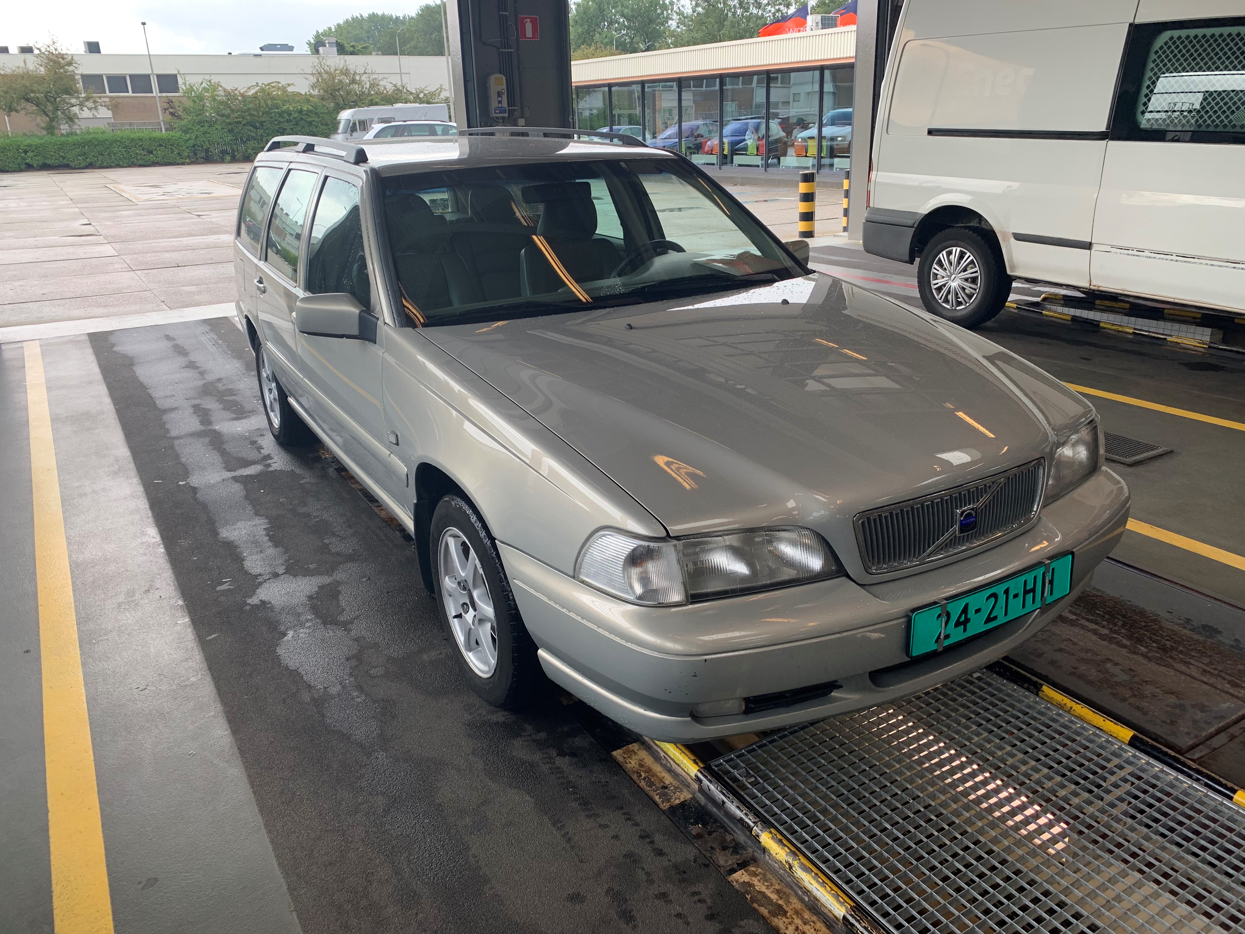Volvo V70